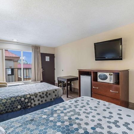 Econo Lodge Salisbury Buitenkant foto