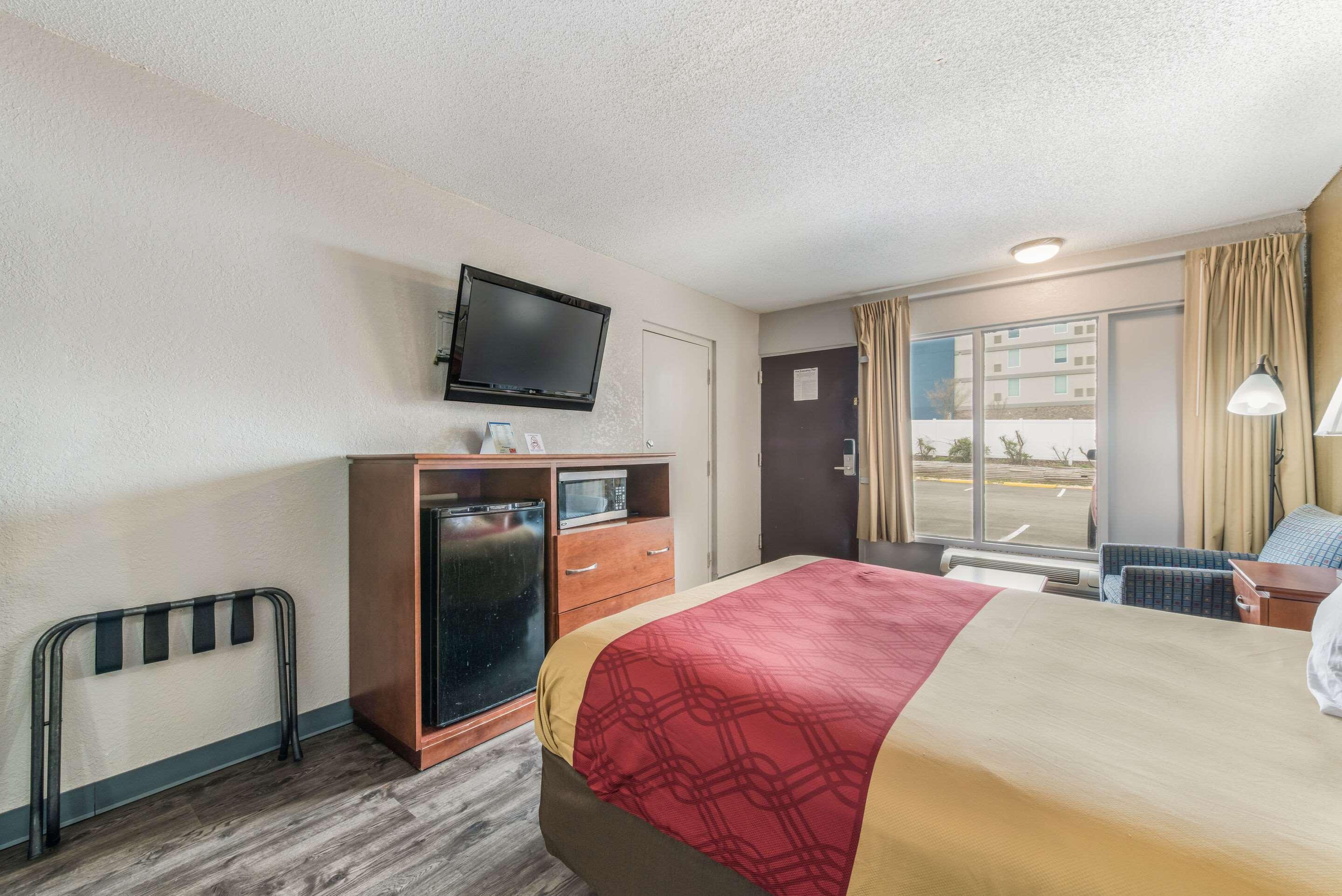 Econo Lodge Salisbury Buitenkant foto